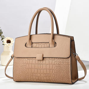 Modello <span class=keywords><strong>europeo</strong></span> di <span class=keywords><strong>coccodrillo</strong></span> americano da donna di lusso leggero grande capacità borsa a tracolla in poliestere alla moda elegante - Product Image 3