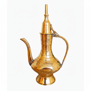 Tetera Tradicional de Latón Surahi, Lujosa, Clásica, Ecológica, para el Hogar y Decoración Étnica - Product Image 1
