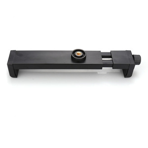 Clip de Cabeza Plana con Doble Orificio para Tornillo de 1/4'', Soporte Giratorio de 360 Grados para Tablets y Teléfonos de 6.3 a 9.4 Pulgadas - Product Image 2