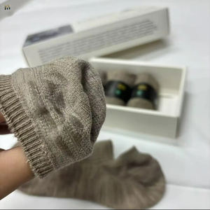 <span class=keywords><strong>Calcetines</strong></span> Personalizados al Por Mayor con MOQ Bajo, <span class=keywords><strong>Calcetines</strong></span> de Cáñamo Ecológicos de Alta Calidad, Seis Pares Unisex para Primavera y Verano - Product Image 1