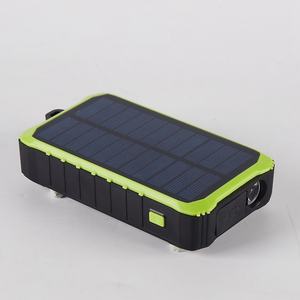 Générateur Solaire Portable Personnalisable avec Batterie Externe 12000 mAh Grande Capacité, Étanche, pour Usage Extérieur - Product Image 5
