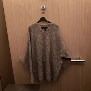 Suéter Holgado de Punto con Cuello en V, Estilo Informal, Color Gris Café, para Hombre, Otoño Invierno - Product Image 4