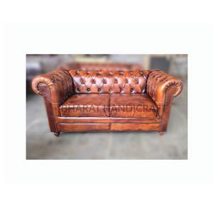 Sofá Chesterfield de 2 Plazas, Diseño Clásico Tapizado, Asientos Profundos y Cómodos, Elegante y Duradero, Perfecto para Sala de Estar o Salón - Product Image 6