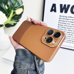 2024 NOUVEAU design coque de téléphone Housse en cuir PU avec <span class=keywords><strong>protection</strong></span> de l'appareil photo pour <span class=keywords><strong>Iphone</strong></span> 16 pro max 15 pro max Electro placage funda forro - Product Image 6