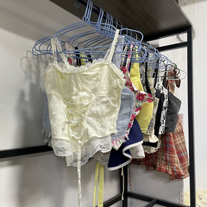 Vente en gros 2025 <span class=keywords><strong>pas</strong></span> <span class=keywords><strong>cher</strong></span> liquidation surplus vêtements femmes Sexy décontracté hauts inventaire envoi aléatoire - Product Image 5