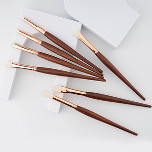 ชุดแปรงแต่งตาไม้จันทน์สีแดงขนแพะ xgf 7ชิ้นชุดแปรงแต่งตาคุณภาพสูงฉลากส่วนตัว - Product Image 4