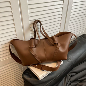 Bolsos de Hombro para Mujer, Proveedores, Venta al <span class=keywords><strong>Por</strong></span> <span class=keywords><strong>Mayor</strong></span> Personalizada, Nuevos Bolsos de Cuero OEM de Gran Capacidad, Bolsos de Axila - Product Image 2