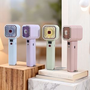 Ventilateur portatif LingPan avec affichage numérique, moteur DC 5W, alimenté par batterie, recharge USB portable pour utilisation en extérieur - Product Image 5