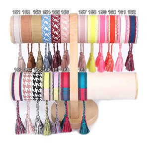 169 Designs 10 pièces en stock Bracelets d'amitié faits main, Bracelets brodés, Bracelets en corde avec pompon, Bracelets tressés réglables, Vente en gros - Product Image 6