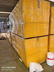 Panneaux <span class=keywords><strong>de</strong></span> contreplaqué plaqués film jaune à trois couches pour <span class=keywords><strong>coffrage</strong></span> - Product Image 6
