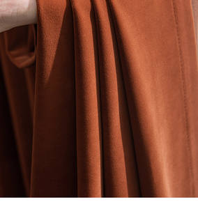 Tissu de rideau occultant moderne personnalisable de haute qualité, 90 % occultant, insonorisant, isolant thermique, 100 % polyester, couleur caramel - Product Image 3