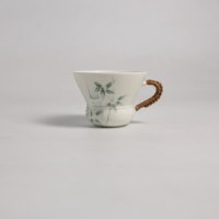 Mug Kopi Keramik Bentuk Hati Unik Ramah Lingkungan, Dapat Digunakan Kembali, dengan Gagang Samping, Lapisan Biru, untuk Hotel Mewah, Kafe, dan Hadiah