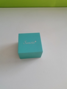Nuevo diseño de caja de joyería de terciopelo cuadrada con inserto de doble cara y diseño especial para anillos, colgantes, pendientes y gemelos. - Product Image 2