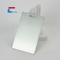 Vente directe d'usine, carte magnétique métallique de contrôle d'accès de qualité supérieure, avec logo couleur imprimé UV, code QR, étanche, compatible NFC