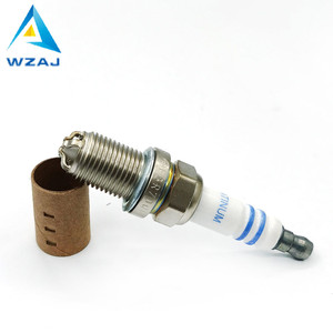 Bougie d'allumage WZAJ 0242236562 FGR7DQP Platinum Flare pour voitures à essence - Product Image 1