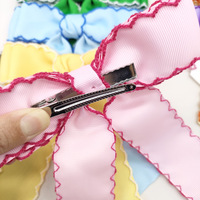 Barrette à cheveux pour enfants en tissu durable, avec nœud en ruban côtelé multicolore et bord ondulé, accessoire simple pour queue de cheval et coiffure arrière