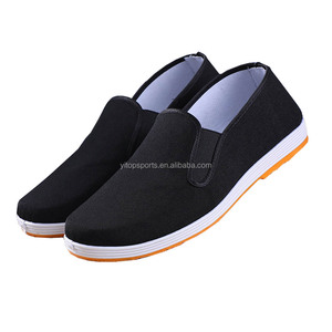 Vente en gros de chaussures de Kung Fu noires de haute qualité chaussures d'arts martiaux traditionnels <span class=keywords><strong>chinois</strong></span> <span class=keywords><strong>Tai</strong></span> <span class=keywords><strong>Chi</strong></span> Kungfu - Product Image 1