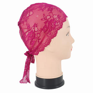 मुस्लिम महिलाओं के लिए फूलों की शैली बोनट के साथ स्ट्रेची टोपी के साथ गर्म बिक्री आंतरिक हिजाब फीता कपड़े - Product Image 6