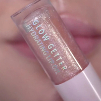 Huile pour les lèvres végétalienne de marque privée OEM Base dodue Coupe antiadhésive Brillant naturel mat brillant Paillettes teinte Brillant à lèvres