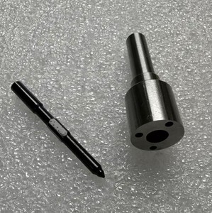 Chất lượng cao DIESEL phun nhiên liệu thành phần <span class=keywords><strong>Common</strong></span> <span class=keywords><strong>Rail</strong></span> 154p1320 0433175395 vòi phun 0445110170 0445110181 - Product Image 2