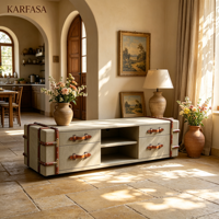 Console multimédia vintage en forme de coffre, avec garniture en cuir et toile, 4 tiroirs, compartiments de rangement ouverts et quincaillerie en laiton