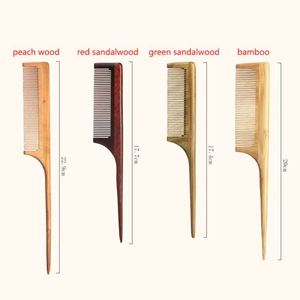 Peine de madera artesanal con dientes finos para desenredar el cabello - Product Image 5