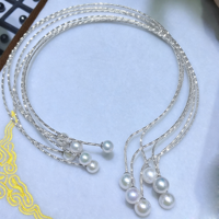 Collier élastique ajustable incrusté de perles de culture d'eau douce rondes de 9-10 mm et de 11-12 mm, légèrement irrégulières, plaqué or 14 carats