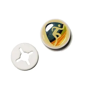 Yüksek kaliteli spor toka çoklu stil özel düğmeler Logo marka kot Bib klip kaplama plastik düğmeler giysi için