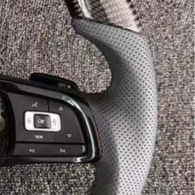 Volante Deportivo de Fibra de Carbono y Cuero Personalizado, Compatible con Volkswagen Polo GTI Golf7 MK5 MK6 MK7, Accesorios para Automóviles <span class=keywords><strong>Golf</strong></span> - Product Image 4