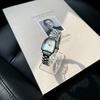 Montre à quartz pour femme Scottie 9906, boîtier carré, cadran en verre minéral, bracelet en acier inoxydable, mouvement à quartz, fermoir papillon, luxe