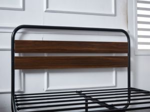 Testiera in <span class=keywords><strong>legno</strong></span> e pedana grande struttura in metallo dall'aspetto moderno - Product Image 3