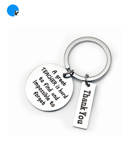 Un grande portachiavi in metallo per il <span class=keywords><strong>regalo</strong></span> di apprezzamento dell'insegnante per il giorno dell'insegnante - Product Image 2