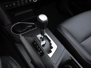 <span class=keywords><strong>Toyota</strong></span> <span class=keywords><strong>RAV4</strong></span> 2018 2.0L Auto 4WD Edizione Elite I, Sedili in Vera Pelle, SUV di Medie <span class=keywords><strong>Dimensioni</strong></span>, 152CV, Auto Usata - Product Image 6