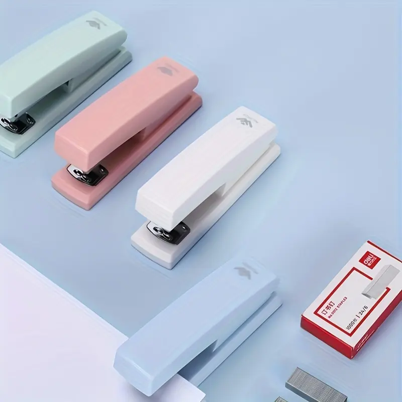 Portable cute cartoon school supplies Student Small Stapler with Keychain mini stapler grapadora