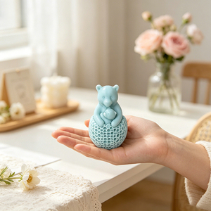 Moules en silicone avec sculpture d'ours mère et bébé dormant sur un pot de miel pour la production artisanale DIY - Product Image 6