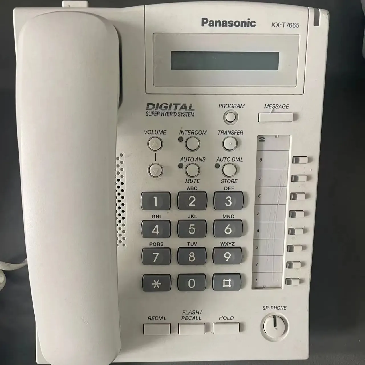 Ricondizionato usato testato bene KX-T7665 stazione di operatore telefonico PABX T7665