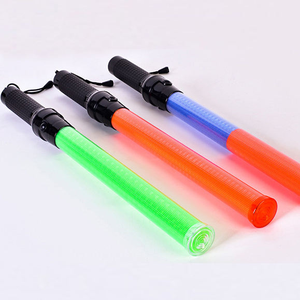 Bâton de signalisation LED rechargeable pour PC avec visibilité de 800 m pour le contrôle de la sécurité routière - Product Image 1