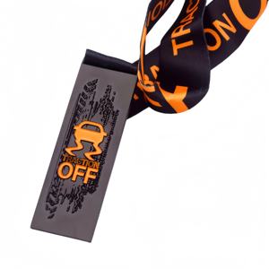 Émirats arabes unis voiture exposition clé voiture médaille porte-clés prix pour saoudien 3D noir pneu fleur jardin bâtons personnalisé sport médailles avec sangle - Product Image 5
