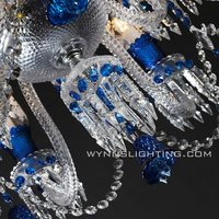Lustre en cristal moderne luxueux Premier France à 2 niveaux, fleurs bleues en verre, installation suspendue pour hôtel incluse