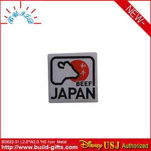 Fábrica personalizado anime insignia de botón 2020 pines mantener América gran Trump de hierro inoxidable insignia de botón para - Product Image 6