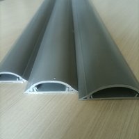 Goulotte de câblage en PVC ignifuge en forme d'arc, à montage au sol, avec couvercle à fentes anti-trépanation, longueur personnalisée, multicolore, pour usage domestique