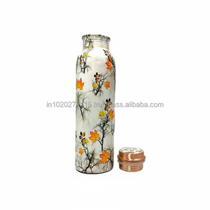 Elegante botella de agua de cobre con ilustraciones de esmalte vibrante y tapa a prueba de fugas adecuada para gimnasio de oficina o uso de hidratación de viaje - Product Image 1