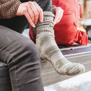<span class=keywords><strong>Chaussettes</strong></span> <span class=keywords><strong>de</strong></span> randonnée pour hommes, <span class=keywords><strong>chaussettes</strong></span> <span class=keywords><strong>de</strong></span> <span class=keywords><strong>montagne</strong></span> rembourrées, <span class=keywords><strong>chaussettes</strong></span> <span class=keywords><strong>de</strong></span> sport <span class=keywords><strong>en</strong></span> <span class=keywords><strong>laine</strong></span> mérinos personnalisées - Product Image 4