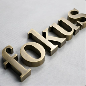 Insegna in Metallo Personalizzata con Lettere 3D in Bronzo Anticato SUS304 di Alta Qualità per Studi Legali, Negozi, Pubblicità Murale IP65 - Product Image 6