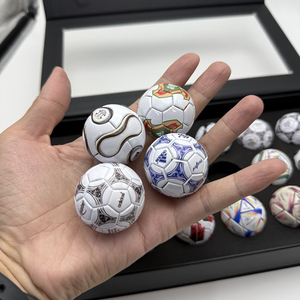 Cuentas Decorativas Focal Beads, 18 Piezas/Juego, Adornos para Fanáticos <span class=keywords><strong>de</strong></span> <span class=keywords><strong>la</strong></span> <span class=keywords><strong>Copa</strong></span> Mundial, Coleccionables, Partido <span class=keywords><strong>de</strong></span> Fútbol Mundial 1970-<span class=keywords><strong>2022</strong></span>, Mini Balón <span class=keywords><strong>de</strong></span> Fútbol Conmemorativo, Caja <span class=keywords><strong>de</strong></span> Regalo - Product Image 3