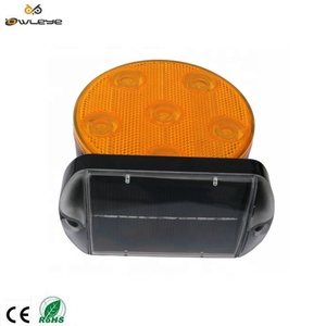 Lámpara de Advertencia LED Solar con Más de 120 Horas de Duración <span class=keywords><strong>para</strong></span> Seguridad Vial - Product Image 4