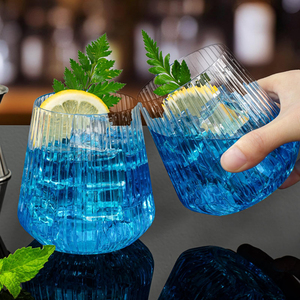 Gobelet rayé <span class=keywords><strong>en</strong></span> Tritan PET de 14 oz, verres à cocktail d'extérieur, verres à boire sans pied <span class=keywords><strong>en</strong></span> <span class=keywords><strong>plastique</strong></span> robuste et réutilisable, à nervures - Product Image 1