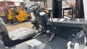 Montacargas Diésel Usado Vigoshop de Alta Calidad, Modelo TCM FD70 con Mástil de Tres Etapas, Confiable para Importadores de África y Medio Oriente - Product Image 4