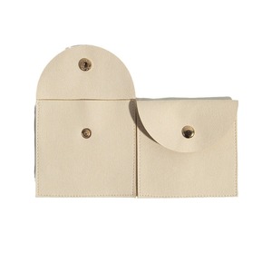 Pochette à bijoux en microfibre 8x8cm avec fermeture à pression pour emballage de boucles d'oreilles - Product Image 5
