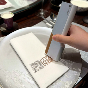 เครื่องพิมพ์อิงค์เจ็ทแบบพกพา EVEBOT สำหรับพิมพ์อาหาร ความละเอียด 300DPI สำหรับเค้ก กาแฟ งานศิลปะ DIY ของขวัญ ปริมาณหมึก 1 ลิตร - Product Image 1